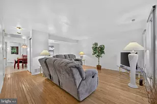 325 Carleton Ln, Mount Laurel, NJ 08054 - Photo 10