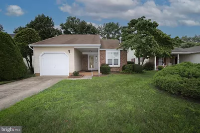 7 Fairfax Drive, Mount Laurel, NJ 08054 - Photo 2