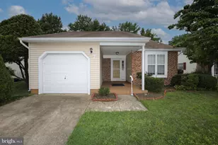 7 Fairfax Dr, Mount Laurel, NJ 08054 - Photo 4