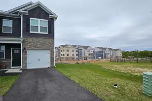 50 Peregrine Way, Burlington, NJ 08016 - Photo 1