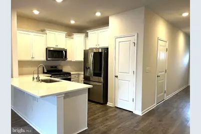 50 Peregrine Way, Burlington, NJ 08016 - Photo 2