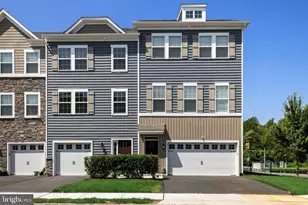 2 Naples Ln, Mount Laurel, NJ 08054 - Photo 2