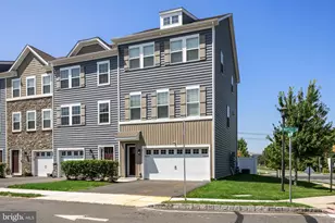 2 Naples Ln, Mount Laurel, NJ 08054 - Photo 2