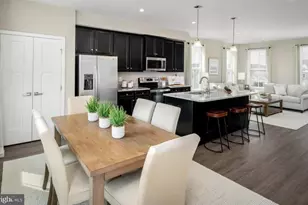 4 Friendship Ct, Hainesport, NJ 08036 - Photo 2