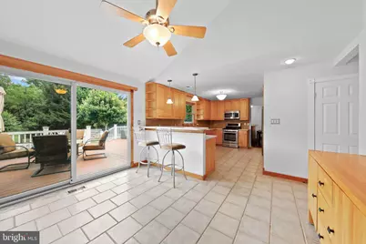 4 Castle Court, Bordentown, NJ 08620 - Photo 18
