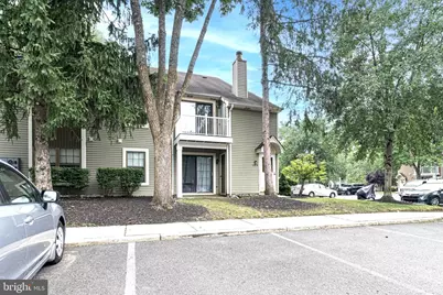 186-B Collin Court, Mount Laurel, NJ 08054 - Photo 2