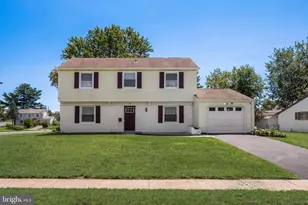 62 Brierdale Ln, Willingboro, NJ 08046 - Photo 2