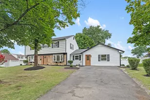 126 Tiffany Ln, Willingboro, NJ 08046 - Photo 2