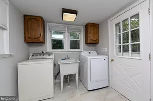 37 Woodbine Ave, Maple Shade, NJ 08052 - Photo 18
