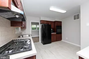 37 Woodbine Ave, Maple Shade, NJ 08052 - Photo 16
