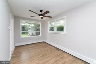 37 Woodbine Ave, Maple Shade, NJ 08052 - Photo 8