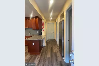 401 Lawrence Street, Burlington, NJ 08016 - Photo 4