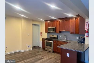 401 Lawrence Street, Burlington, NJ 08016 - Photo 2