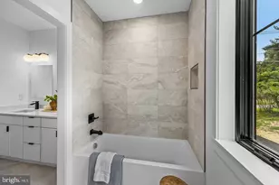 8 Chapel Ave, Medford, NJ 08055 - Photo 38