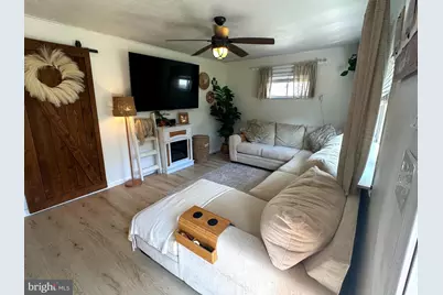 62 Hinkle Drive, Bordentown, NJ 08505 - Photo 2