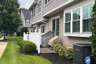2802 Gramercy Way, Mount Laurel, NJ 08054 - Photo 2
