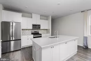 34 Marion Ave, Bordentown, NJ 08505 - Photo 12