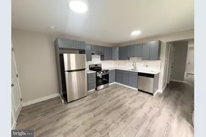 825 W 3rd Street, Florence, NJ 08518 - Photo 4