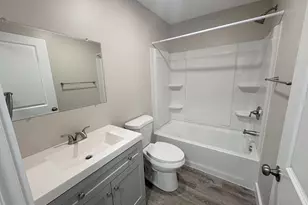 825 W 3rd St, Florence, NJ 08518 - Photo 12