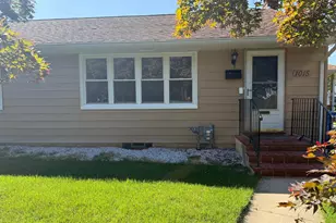 1015 Ashton Ave, Beverly, NJ 08010 - Photo 2