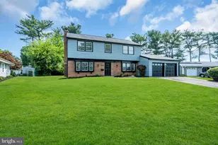 61 Triangle Ln, Willingboro, NJ 08046 - Photo 4