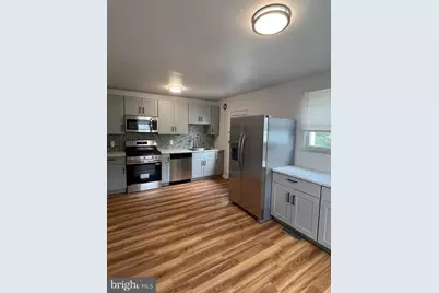 12 Collins Lane, Maple Shade, NJ 08052 - Photo 10