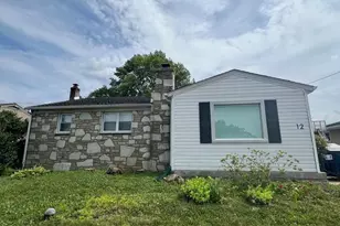 12 Collins Ln, Maple Shade, NJ 08052 - Photo 1