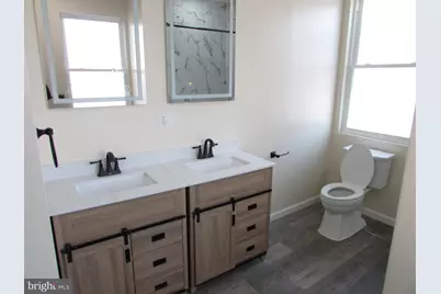 20 Pine Street, Beverly, NJ 08010 - Photo 1