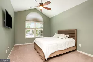 27 Applegate Dr, Florence, NJ 08518 - Photo 14