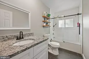 14 Potter Ln, Willingboro, NJ 08046 - Photo 16