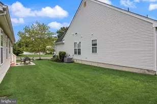 33 Hibiscus Dr, Marlton, NJ 08053 - Photo 24