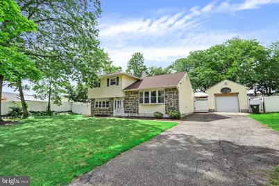 201 Dolores Drive, Cinnaminson, NJ 08077 - Photo 1
