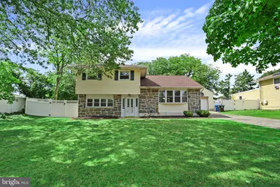 201 Dolores Drive, Cinnaminson, NJ 08077 - Photo 2
