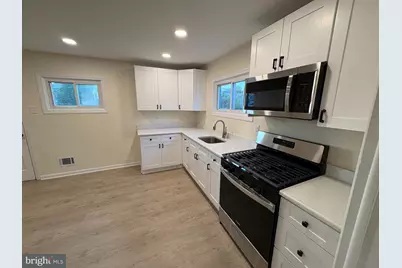 27 Yorktown Road, Bordentown, NJ 08505 - Photo 6