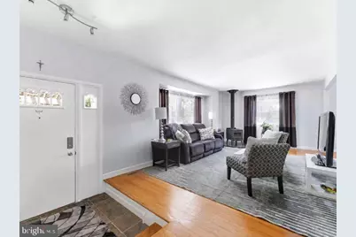 2212 Chestnut Hill Drive, Cinnaminson, NJ 08077 - Photo 2