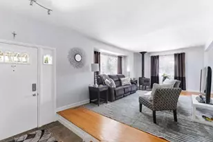2212 Chestnut Hill Dr, Cinnaminson, NJ 08077 - Photo 2
