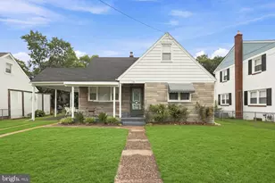 719 Delaware Ave, Riverside, NJ 08075 - Photo 1
