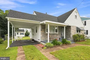 719 Delaware Ave, Riverside, NJ 08075 - Photo 2