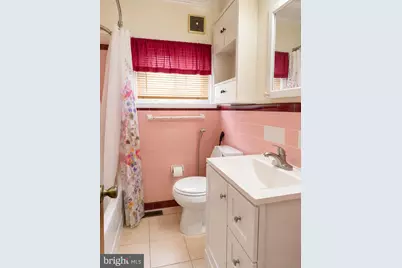 203 Bailey Avenue, Maple Shade, NJ 08052 - Photo 16