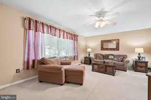 843 Lafayette Dr, Mount Laurel, NJ 08054 - Photo 4