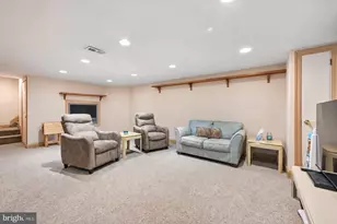 843 Lafayette Dr, Mount Laurel, NJ 08054 - Photo 26