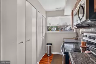 14 Tulip Ct, Mount Laurel, NJ 08054 - Photo 8