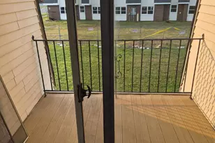 34 Florence Tollgate Pl, Florence, NJ 08518 - Photo 2