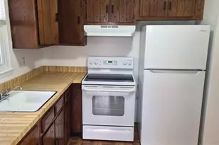 34 Florence Tollgate Pl, Florence, NJ 08518 - Photo 4