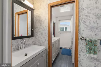 102 Washington Avenue, Beverly, NJ 08010 - Photo 12
