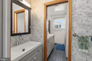 102 Washington Ave, Beverly, NJ 08010 - Photo 12