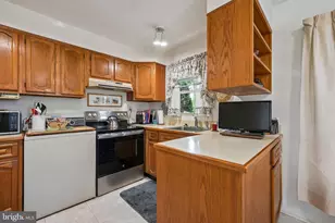 57 Pond Ln, Willingboro, NJ 08046 - Photo 10