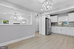 26 Bayberry Ln, Willingboro, NJ 08046 - Photo 12