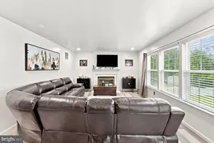 38 Fairmont Dr, Mansfield Township, NJ 08022 - Photo 24