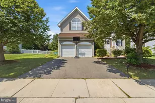 38 Fairmont Dr, Mansfield Township, NJ 08022 - Photo 2